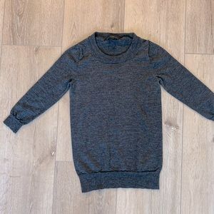 Gray Crew neck with quarter length sleeves